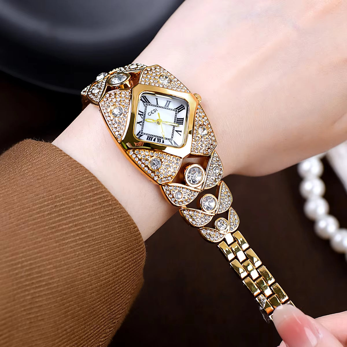 💎Γυναικείο Ρετρό Ρολόι Quartz με Λαμπερά Στρας⌚