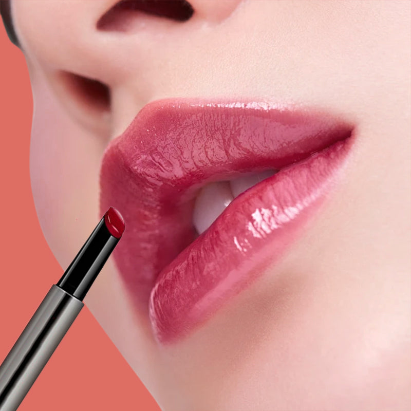 Ενυδατικό, γυαλιστερό και διογκωτικό lip gloss